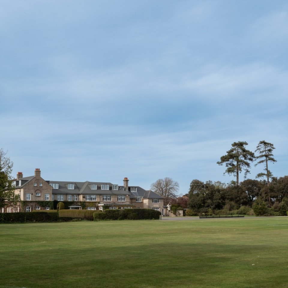 Supporting Moyles Court Families